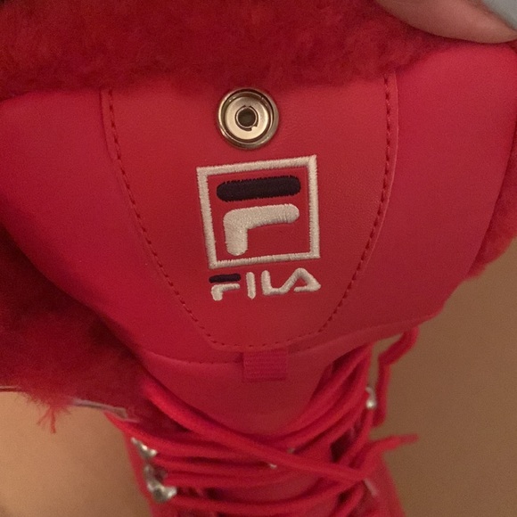 Fila Red Disruptor High Top Boot🥳❌ - Picture 4 of 8